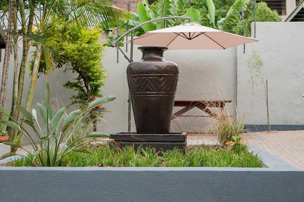 Vinique Guesthouse 넬스프리트 외부 사진