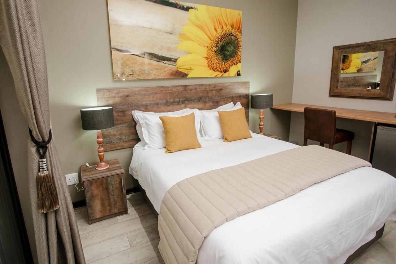 Vinique Guesthouse 넬스프리트 외부 사진